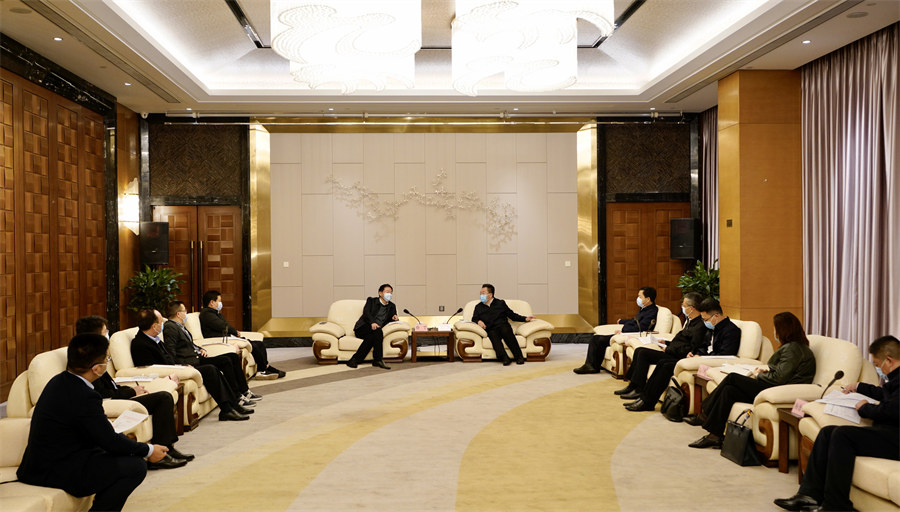 省尊龙凯时集团党委书记、董事长任丁率队赴南充调研