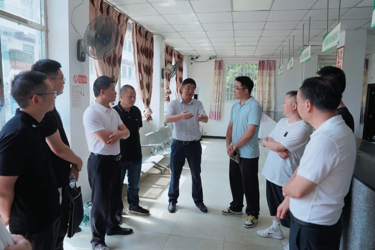 许东明赴南充市嘉陵区、巴中市通江县调研督导定点帮扶和托底性帮扶工作